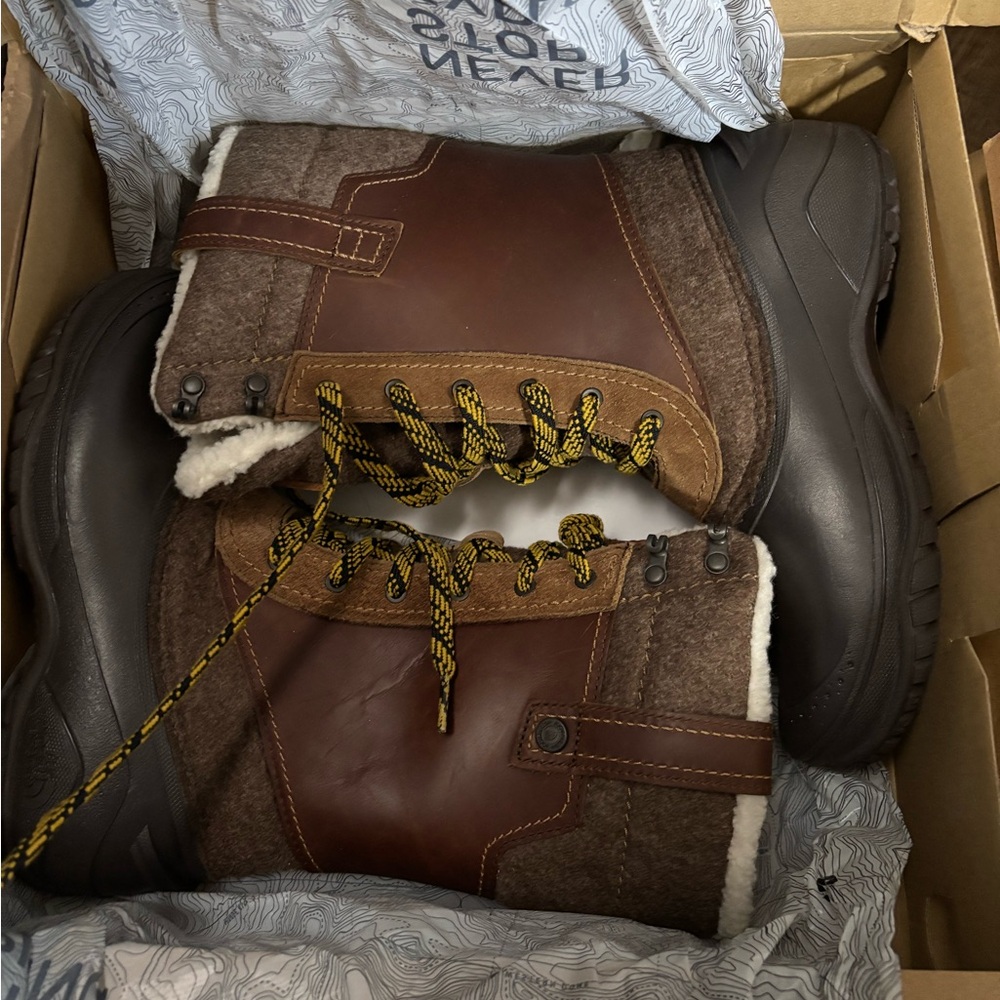 The North Face Women's Shellista III Mid Boots - Demitasse Brown